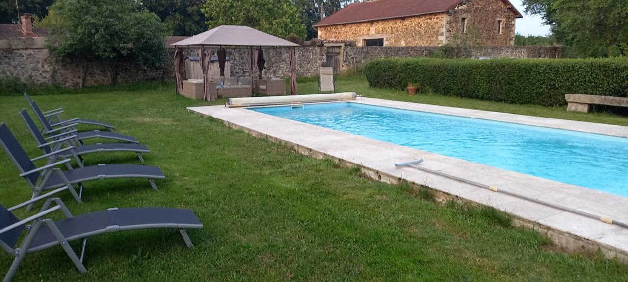 Chambres D'Hotes La Babinerie Saint-Léonard-de-Noblat Esterno foto